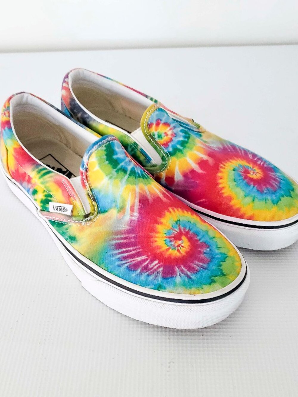 Vans Tie Dye Slip On Tennis Shoes Unisex 7 Men 8.5 Women